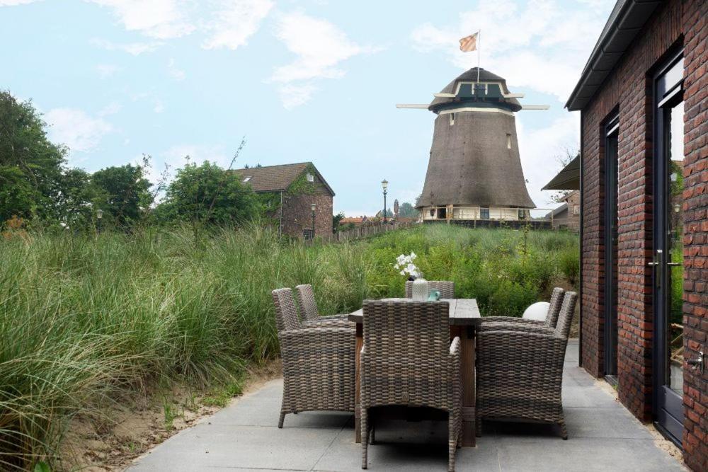 Zicht Op De Molen By Droomvilla Egmond aan den Hoef Ngoại thất bức ảnh